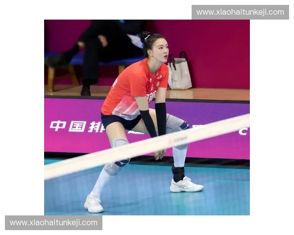 女排世界杯：中国女排勇夺冠军背后的坚韧拼搏与战术创新